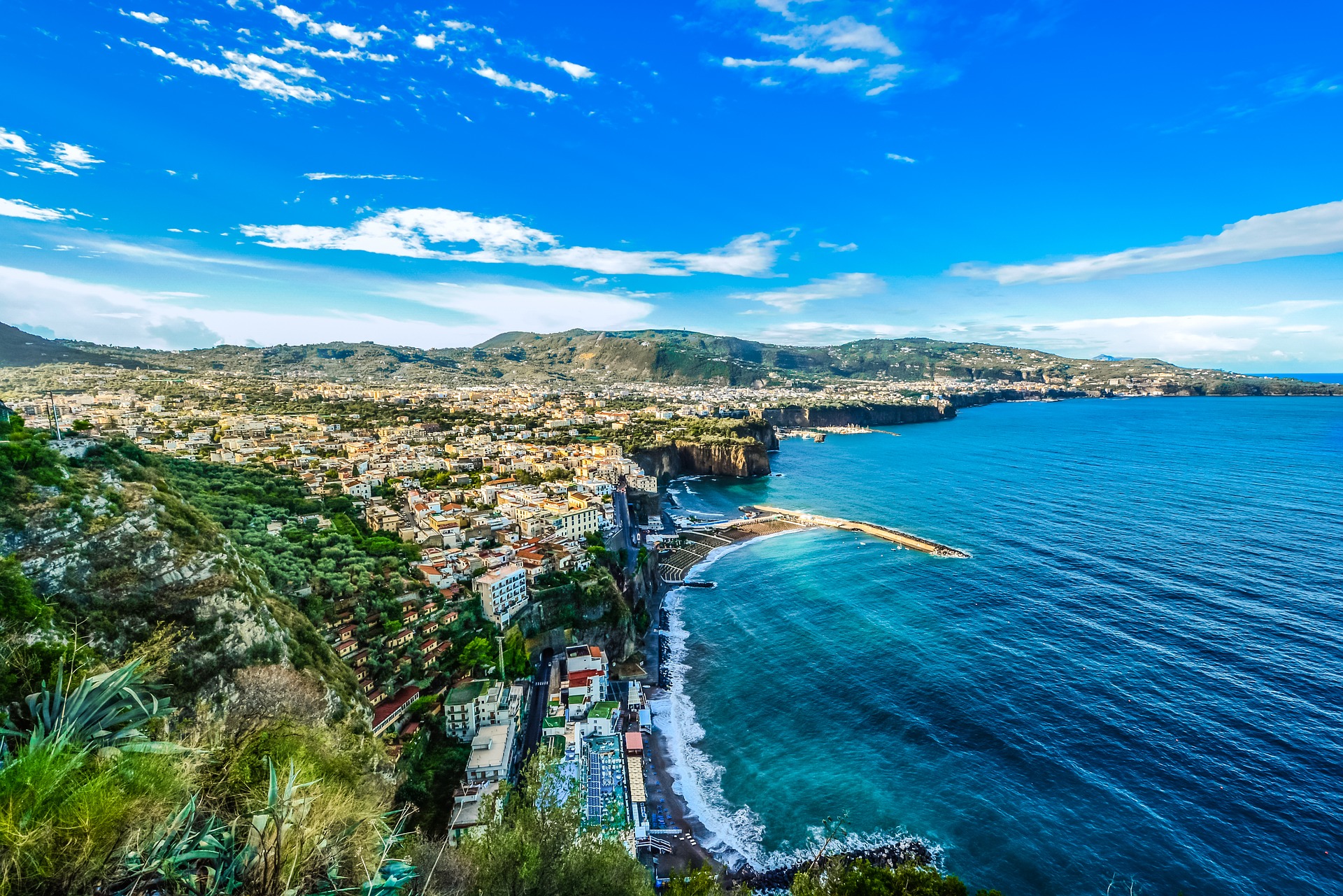amalfi-2476295_1920