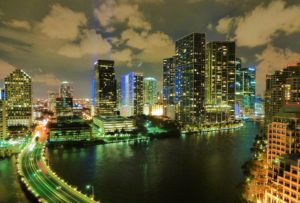 miami-g0807be719_1920 (1)